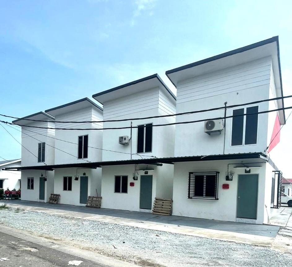 Inderapura Villa Free Parking Шах Алам Екстериор снимка